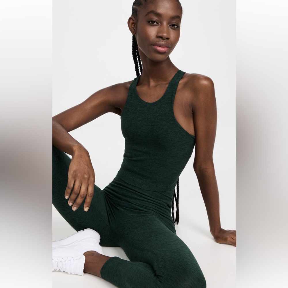 Beyond Yoga Focus Cropped Tank Forest Green Pine Medium